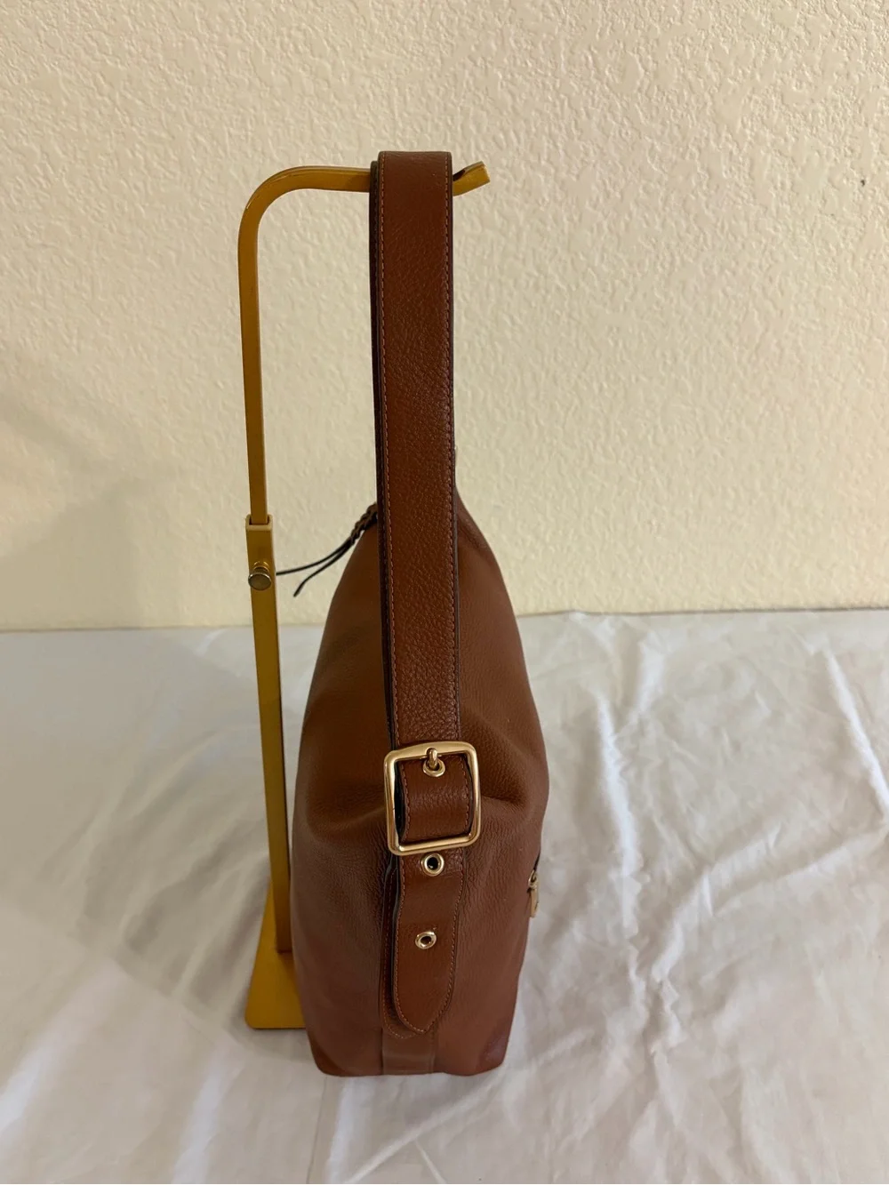 Coach C2818 Val Duffle Bag Gold/Redwood